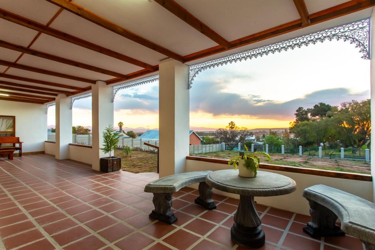 Ravenscliff White House Villa Oudtshoorn Eksteriør billede